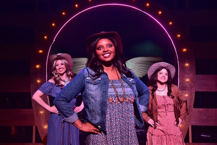 Honky Tonk Angels-Circa 21