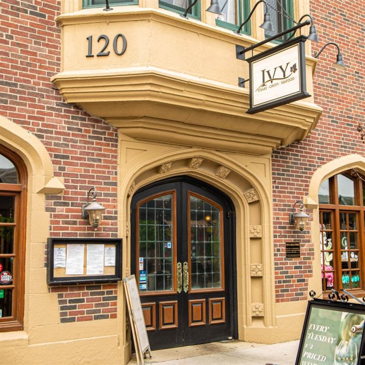 Ivy Restaurant-Featured Restaurant